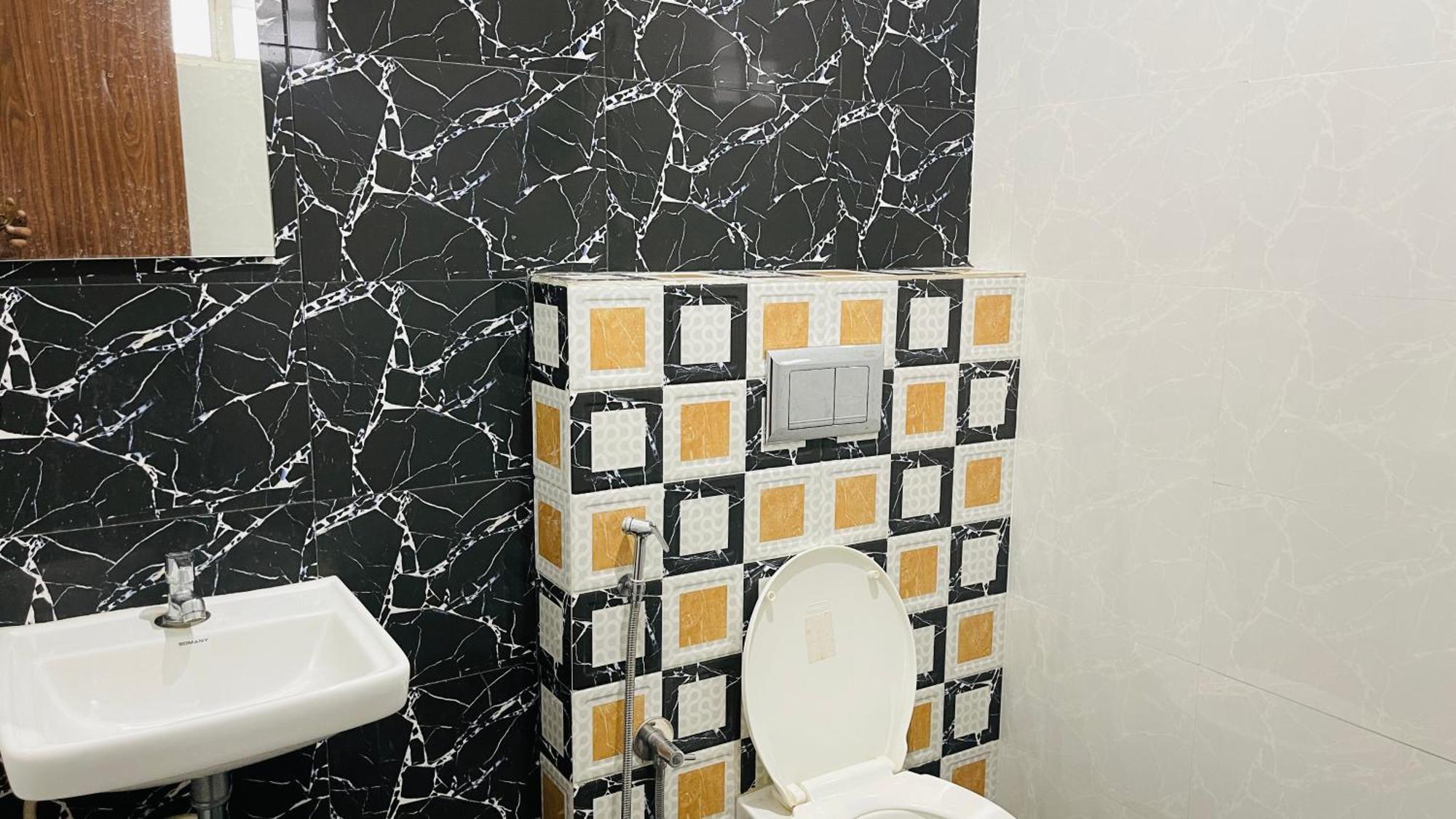 Rajamandiram 3Bhk Ac Apartment In Trivandrum Central Thiruvananthapuram Extérieur photo